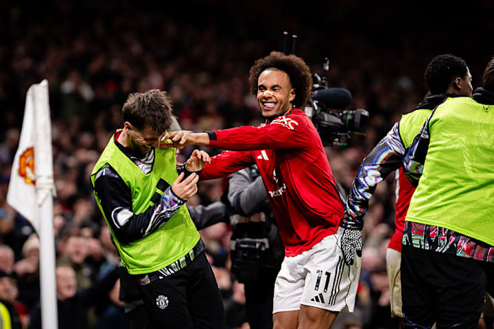 Joshua Zirkzee celebrates at Old Trafford.