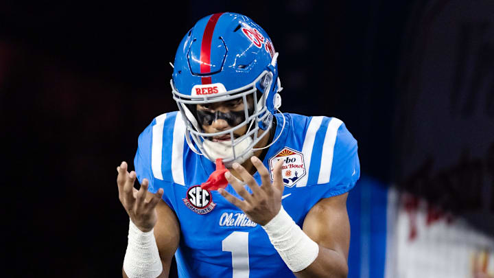 Mississippi Rebels wide receiver De'Zhaun Stribling (1)