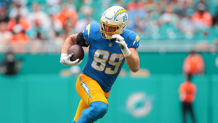 Los Angeles Chargers tight end Will Dissly (89)
