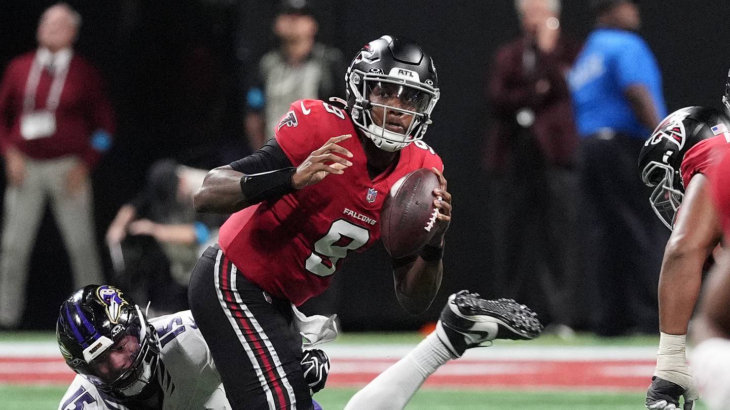 Falcons vs. Bears Odds, How to Watch, Injuries for NFL Week 6