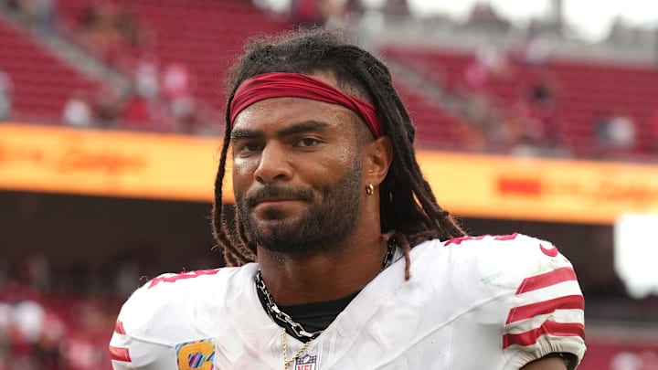 San Francisco 49ers middle linebacker Fred Warner (54)