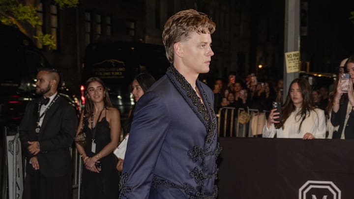 Joe Burrow returns to the Mark Hotel after the Met Gala, on May 4, 2026, in New York. Mandatory Credit: Nathanial Gary/USA TODAY via Imagn Images Joe Burrow returns to the Mark Hotel after the Met Gala, on May 4, 2026, in New York. Mandatory Credit: Nathanial Gary/USA TODAY via Imagn Images