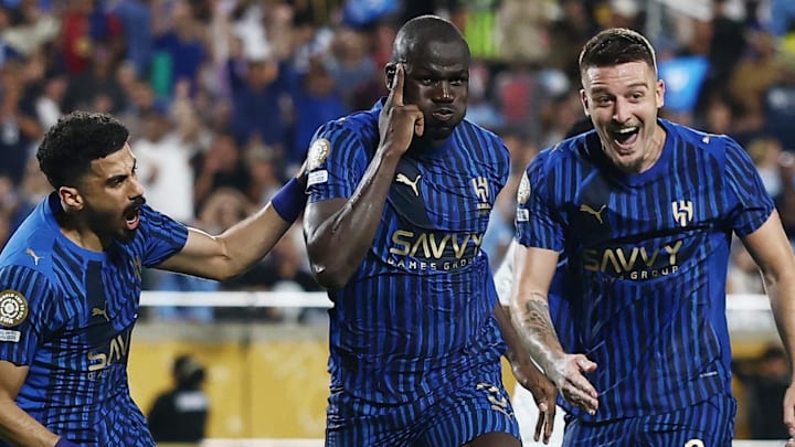 Kalidou Koulibaly (middle) celebrates his goal against Manchester City.
