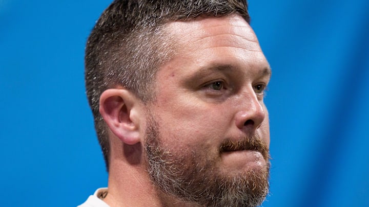 Oregon head coach Dan Lanning takes the field as the Oregon Ducks face the Indiana Hoosiers in the Peach Bowl on Jan. 9, 2026, at Mercedes-Benz Stadium in Atlanta, Georgia.