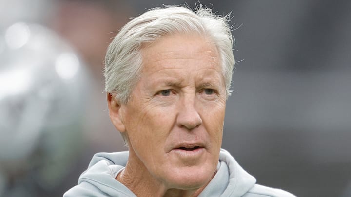 Cleveland Browns v Las Vegas Raiders