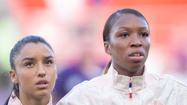 Sakina Karchaoui, Grace Geyoro, France 
