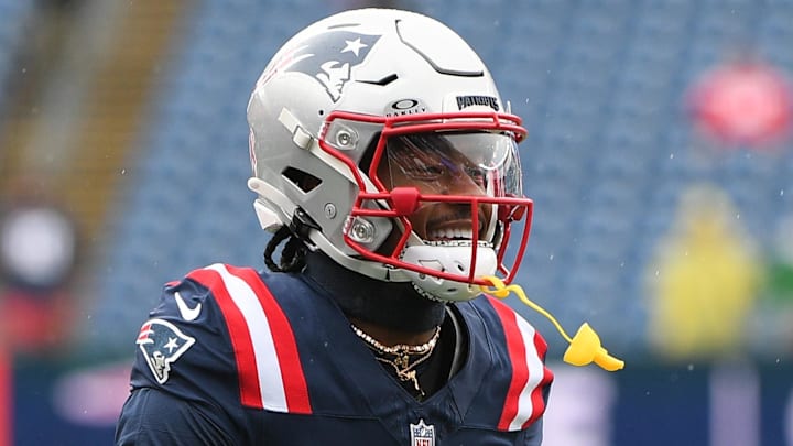 Sep 7, 2025; Foxborough, Massachusetts, USA; New England Patriots wide receiver Stefon Diggs (8) practices before the game against the Las Vegas Raiders at Gillette Stadium. Mandatory Credit: Bob DeChiara-Imagn Images Sep 7, 2025; Foxborough, Massachusetts, USA; New England Patriots wide receiver Stefon Diggs (8) practices before the game against the Las Vegas Raiders at Gillette Stadium. Mandatory Credit: Bob DeChiara-Imagn Images