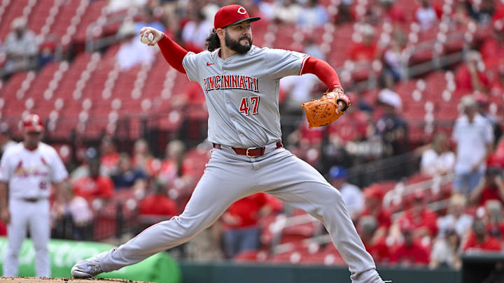 Sep 12, 2024; St. Louis, Missouri, USA;  Cincinnati Reds starting pitcher Jakob Junis (47) pitches against the St. Louis Cardinals during the first inning at Busch Stadium. Mandatory Credit: Jeff Curry-Imagn Images