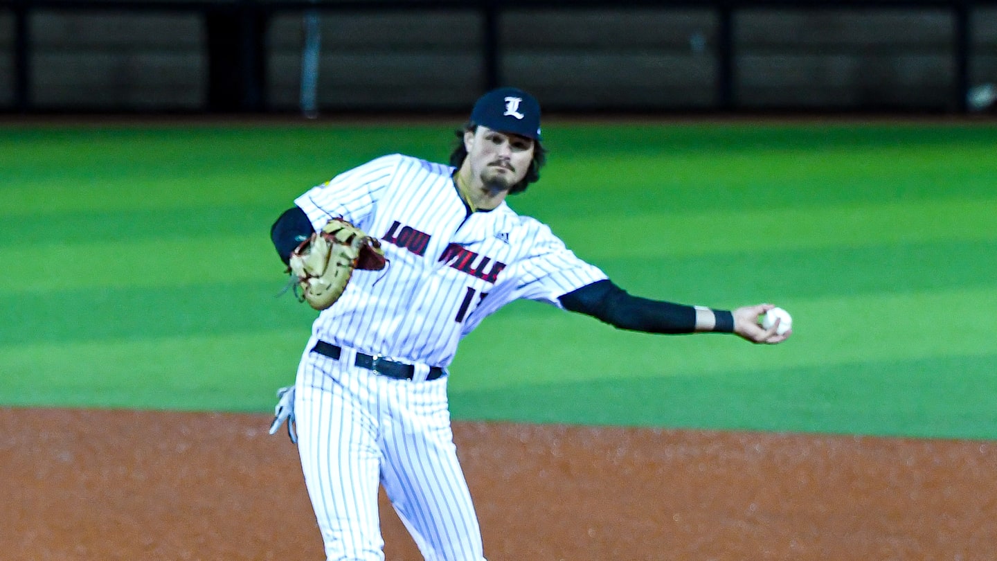 Louisville Drops Midweek Tilt at Western Kentucky
