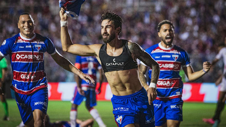 Lucero é uma das principais referências do Fortaleza