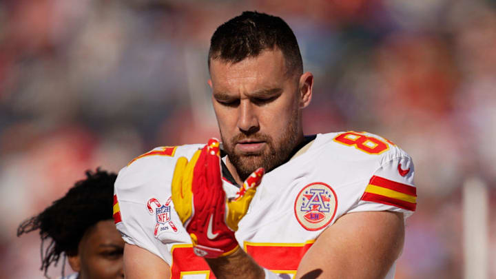 Kansas City Chiefs tight end Travis Kelce (87) prepares to hit the field during the first quarter against the Tennessee Titans at Nissan Stadium in Nashville, Tenn., Sunday, Dec. 21, 2025.