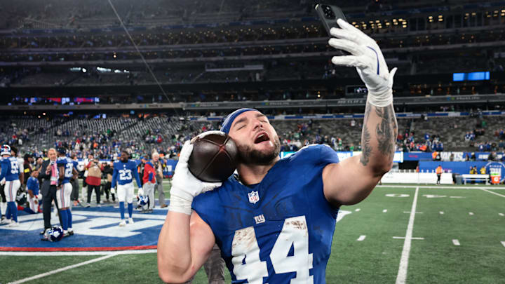 Philadelphia Eagles v New York Giants - NFL 2025 Philadelphia Eagles v New York Giants - NFL 2025