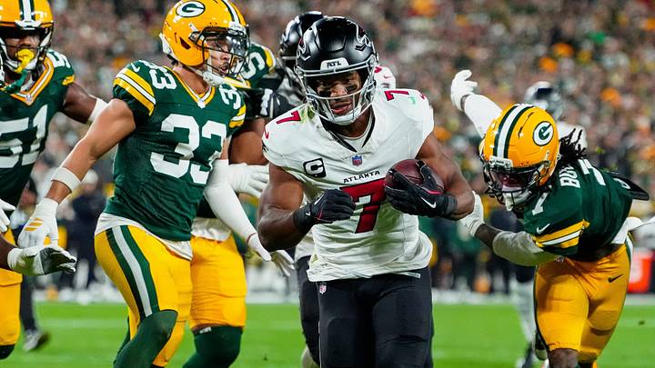 Atlanta Falcons running back Bijan Robinson doesn't just excel in making defenders miss, he excels in navigating traffic as well. Atlanta Falcons running back Bijan Robinson doesn't just excel in making defenders miss, he excels in navigating traffic as well.