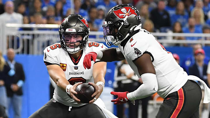 Sep 15, 2024; Detroit, Michigan, USA; Tampa Bay Buccaneers quarterback Baker Mayfield (6) gets ready to hand the ball off against the Detroit Lions in the first quarter at Ford Field. Mandatory Credit: Lon Horwedel-Imagn Images Sep 15, 2024; Detroit, Michigan, USA; Tampa Bay Buccaneers quarterback Baker Mayfield (6) gets ready to hand the ball off against the Detroit Lions in the first quarter at Ford Field. Mandatory Credit: Lon Horwedel-Imagn Images