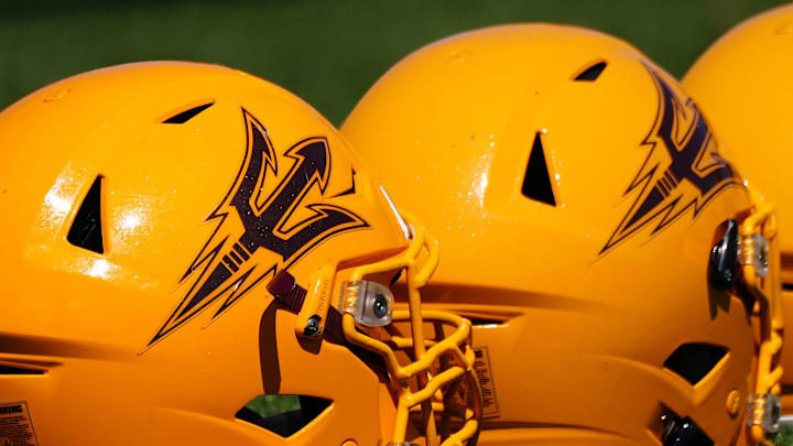 March 30, 2022; Tempe, AZ, USA; ASU helmets during a practice at Kajikawa Practice fields.
Football Asu Fb March 30, 2022; Tempe, AZ, USA; ASU helmets during a practice at Kajikawa Practice fields.
Football Asu Fb