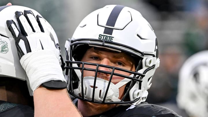 Washington Commanders center Matt Gulbin