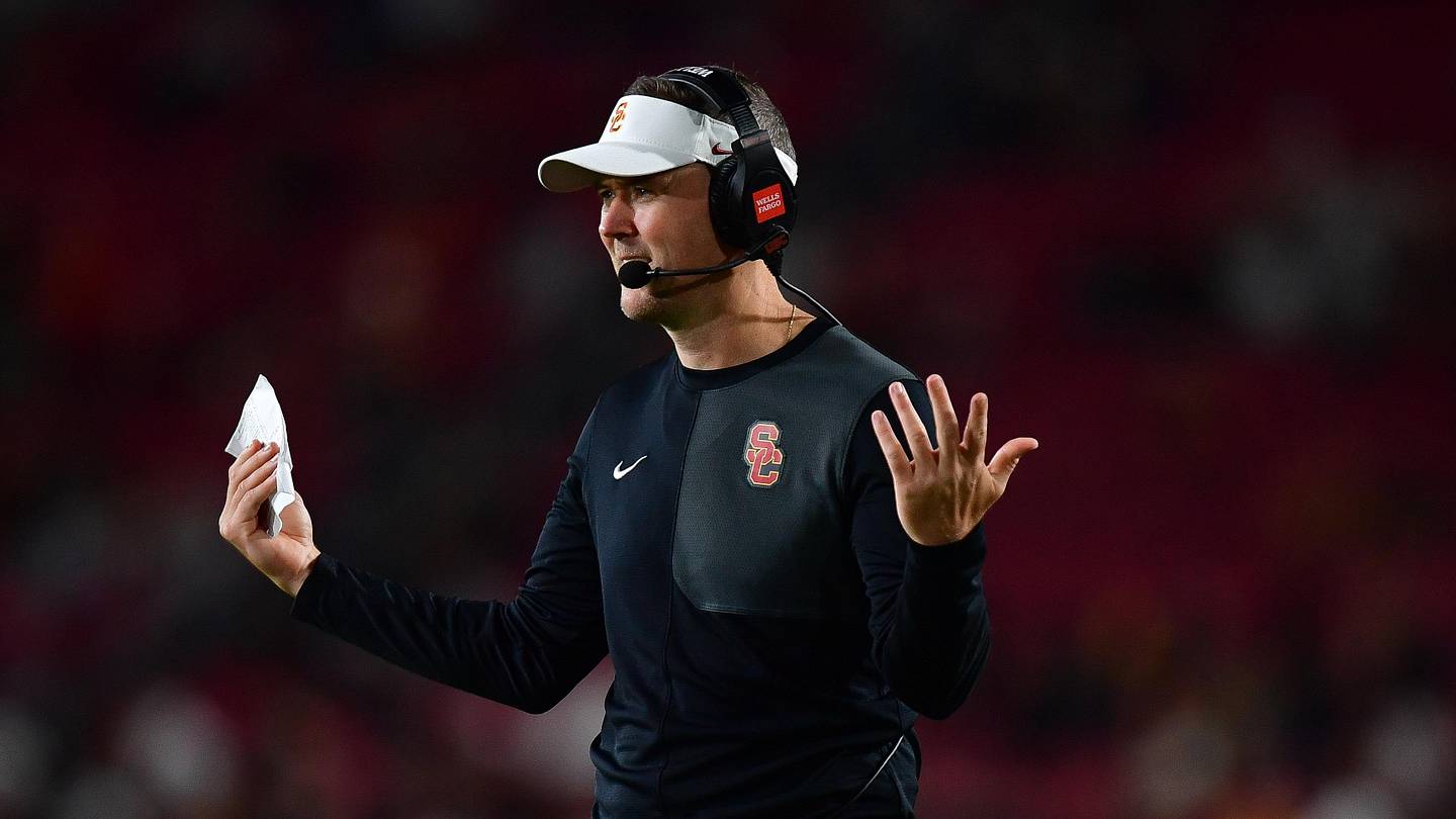 Lincoln Riley's Pressure to Win Lands USC Coach in Unique Rankings