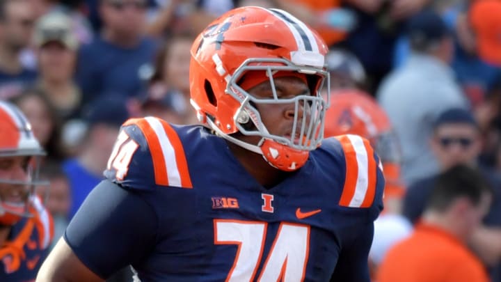 Illinois Fighting Illini - offensive lineman J.C. Davis