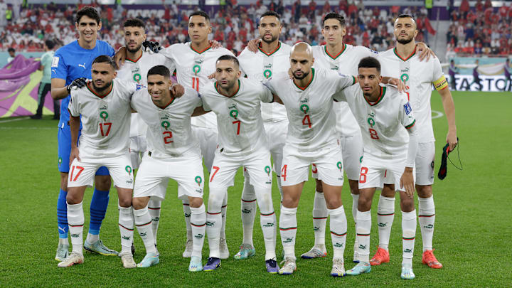 La selección de Marruecos con su once inicial ante Canadá.