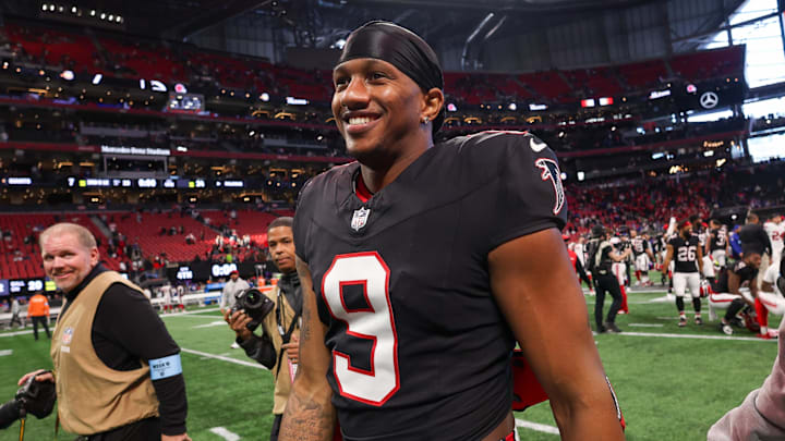 Michael Penix Jr. enters his second season in the NFL as the unquestioned starter of the Atlanta Falcons. He leaned on Matt Ryan for some advice. 