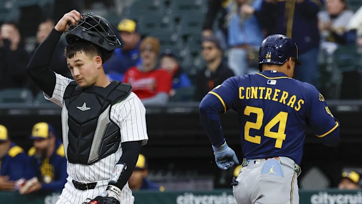Milwaukee Brewers catcher William Contreras (24) scores against the Chicago White Sox at Rate Field. Milwaukee Brewers catcher William Contreras (24) scores against the Chicago White Sox at Rate Field.