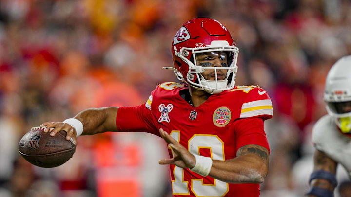 Dec 25, 2025; Kansas City, Missouri, USA; Kansas City Chiefs quarterback Chris Oladokun (19) throws the ball during the fourth quarter at GEHA Field at Arrowhead Stadium. Mandatory Credit: Jay Biggerstaff-Imagn Images