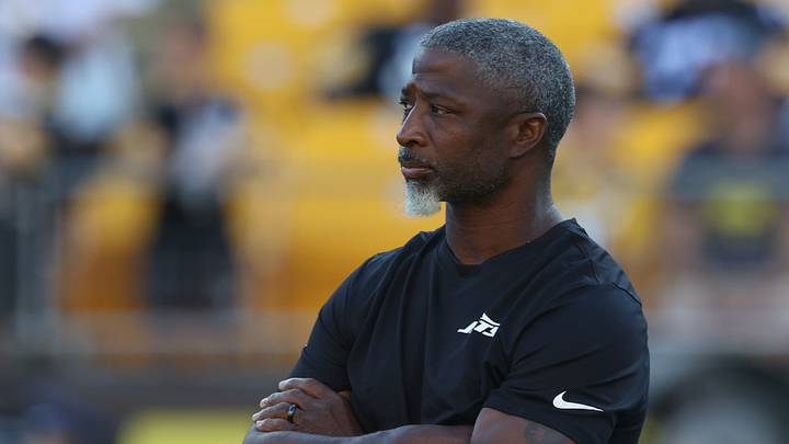New York Jets head coach Aaron Glenn New York Jets head coach Aaron Glenn