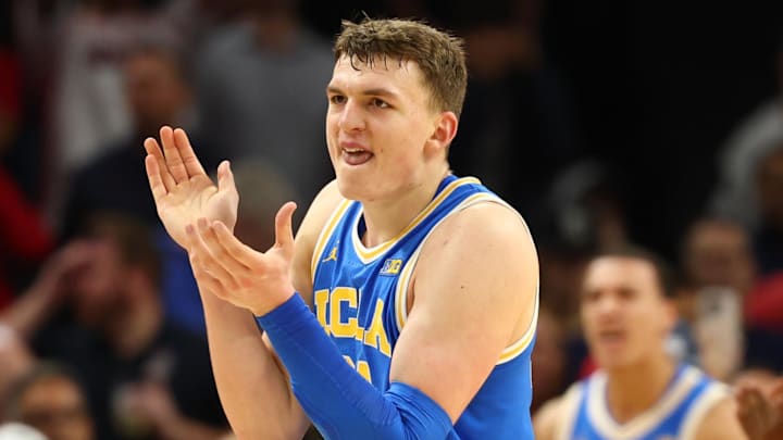 Dec 14, 2024; Phoenix, Arizona, USA; UCLA Bruins forward Tyler Bilodeau (34) celebrates against the Arizona Wildcats in the second half at Footprint Center. Mandatory Credit: Mark J. Rebilas-Imagn Images Dec 14, 2024; Phoenix, Arizona, USA; UCLA Bruins forward Tyler Bilodeau (34) celebrates against the Arizona Wildcats in the second half at Footprint Center. Mandatory Credit: Mark J. Rebilas-Imagn Images