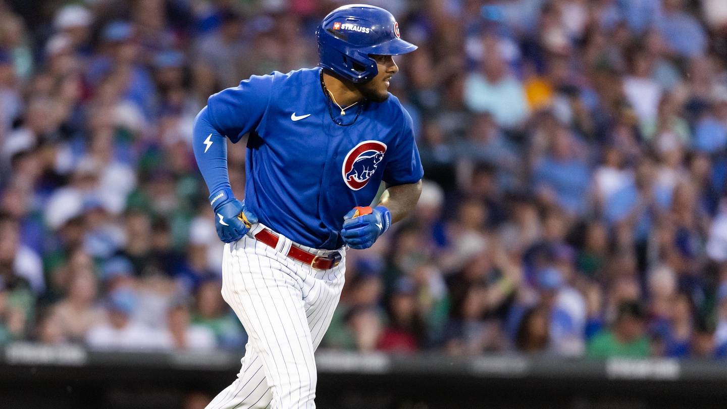 Cubs surprisingly promote top prospect to prevent season from spiraling