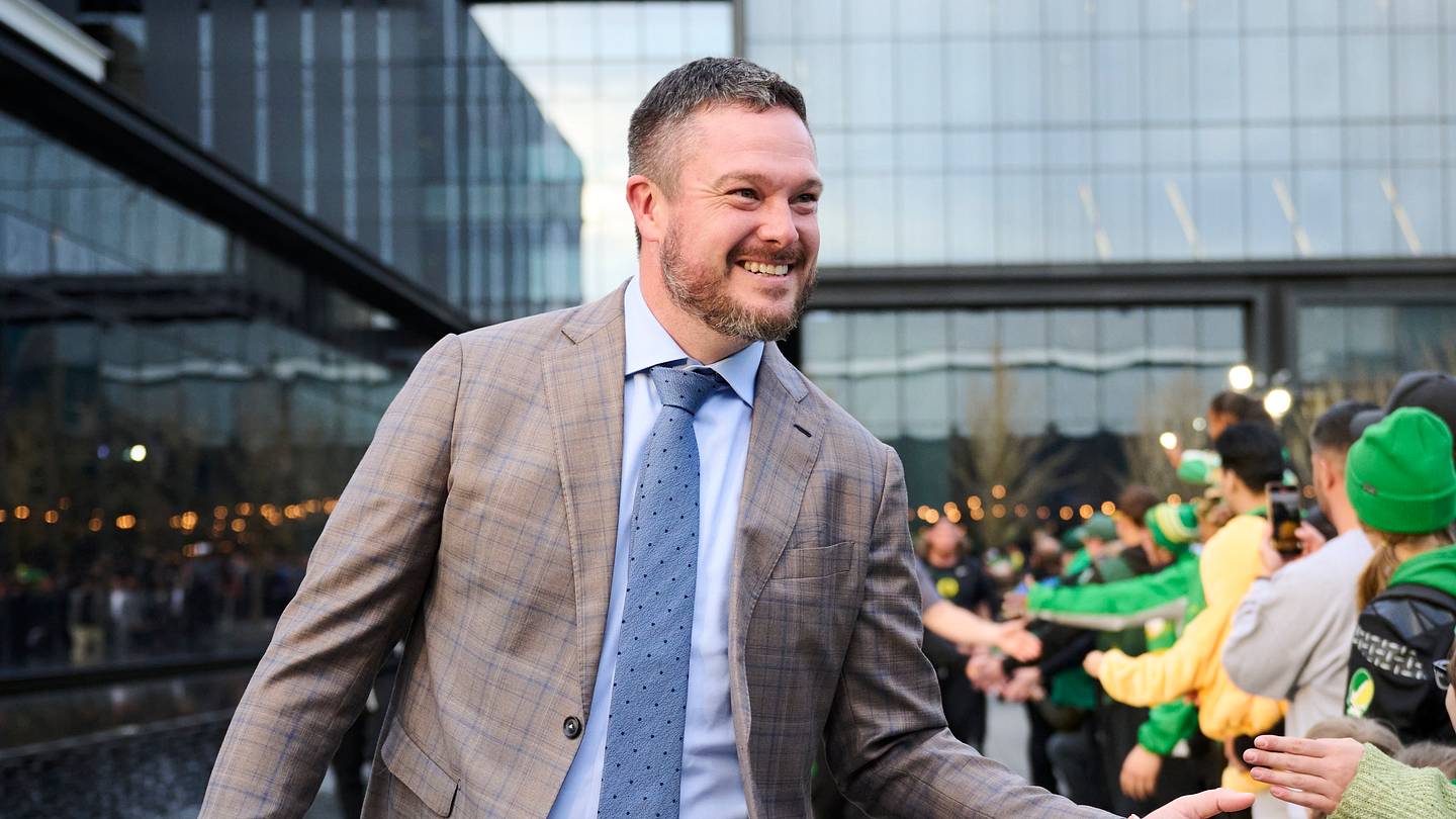 Oregon Athletics Announces Four-Year Partnership With Edward Jones
