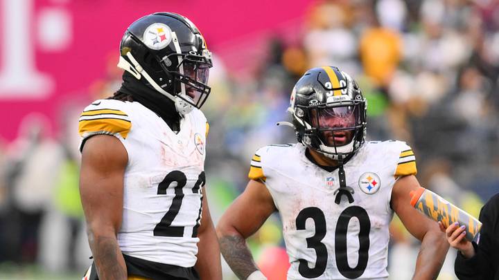 Dec 31, 2023; Seattle, Washington, USA; Pittsburgh Steelers running back Najee Harris (22) and Pittsburgh Steelers running back Jaylen Warren (30) during the second half against the Seattle Seahawks at Lumen Field. Mandatory Credit: Steven Bisig-USA TODAY Sports Dec 31, 2023; Seattle, Washington, USA; Pittsburgh Steelers running back Najee Harris (22) and Pittsburgh Steelers running back Jaylen Warren (30) during the second half against the Seattle Seahawks at Lumen Field. Mandatory Credit: Steven Bisig-USA TODAY Sports