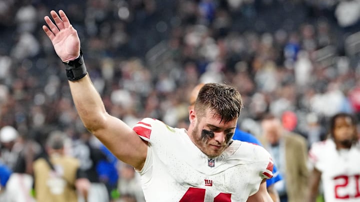 New York Giants linebacker Micah McFadden 