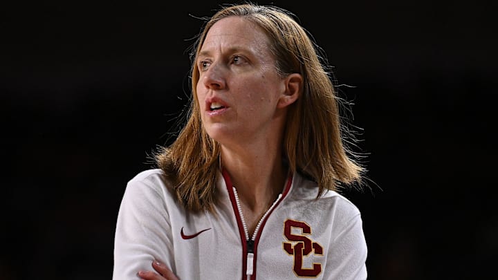 Jan 12, 2025; Los Angeles, California, USA; USC Trojans head coach Lindsay Gottlieb during the second quarter against the Penn State Nittany Lions at Galen Center. Mandatory Credit: Robert Hanashiro-Imagn Images Jan 12, 2025; Los Angeles, California, USA; USC Trojans head coach Lindsay Gottlieb during the second quarter against the Penn State Nittany Lions at Galen Center. Mandatory Credit: Robert Hanashiro-Imagn Images