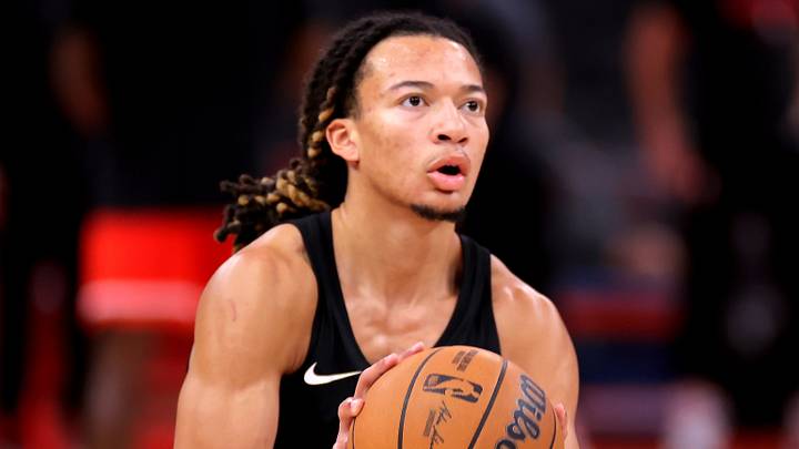 Atlanta Hawks guard Kingston Flemings (4) warms up prior to the game against the Houston Rockets at Toyota Center on October 26, 2026
