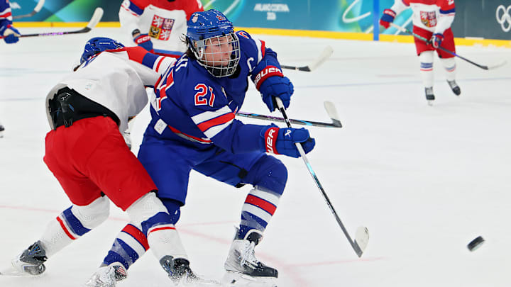 Hilary Knight played in the 2026 Olympics on a torn MCL.