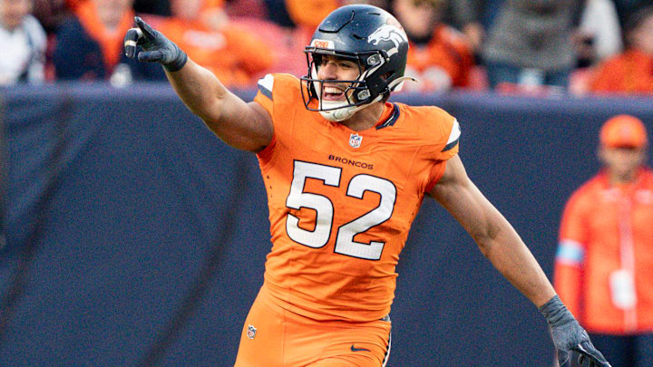 November 17, 2024: Denver Broncos linebacker Jonah Elliss (52) celebrates his sack in the second half of the football game between the Denver Broncos and Atlanta Falcons. November 17, 2024: Denver Broncos linebacker Jonah Elliss (52) celebrates his sack in the second half of the football game between the Denver Broncos and Atlanta Falcons.