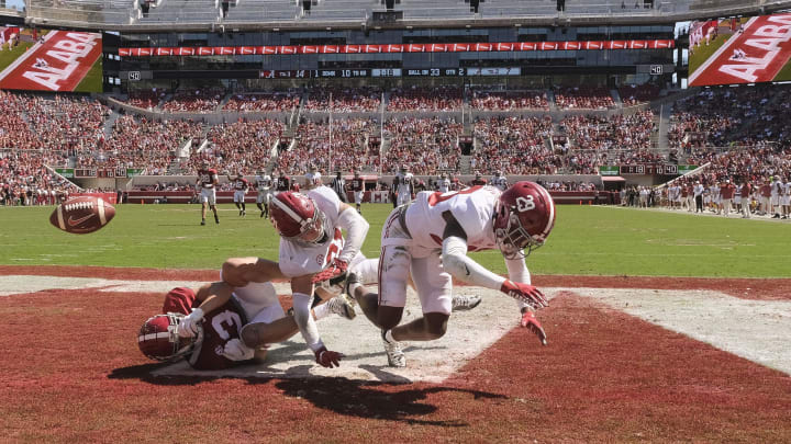 Apr 22, 2023; Tuscaloosa, AL, USA;White team defensive back Jake Pope (21) and White team defensive