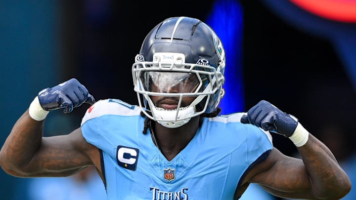 Tennessee Titans wide receiver Calvin Ridley takes the field against the Los Angeles Rams.