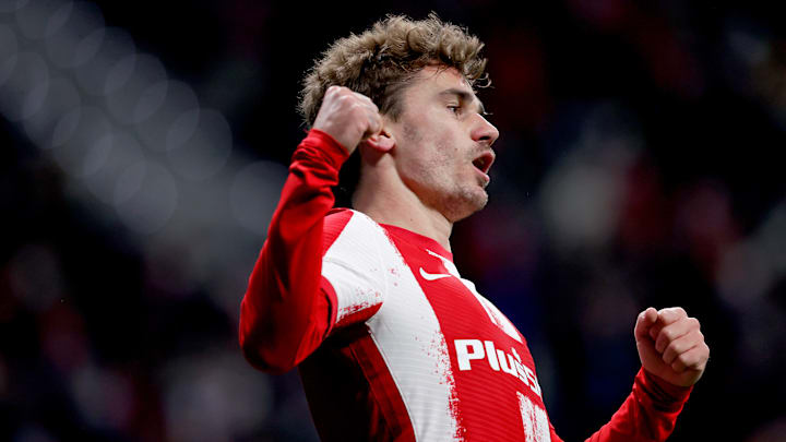 Antoine Griezmann est lié à Cristiano Ronaldo.