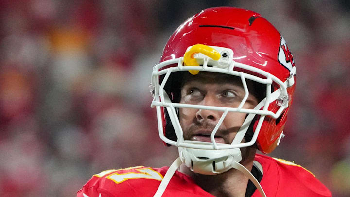 Chiefs tight end Travis Kelce had a historic performance on Monday night.