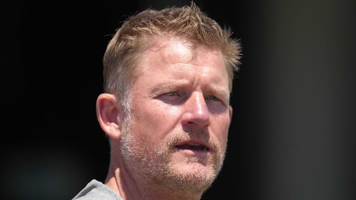 May 23, 2022; Thousand Oaks, CA, USA; Los Angeles Rams general manager Les Snead during organized team activities at California Lutheran University. Mandatory Credit: Kirby Lee-Imagn Images May 23, 2022; Thousand Oaks, CA, USA; Los Angeles Rams general manager Les Snead during organized team activities at California Lutheran University. Mandatory Credit: Kirby Lee-Imagn Images