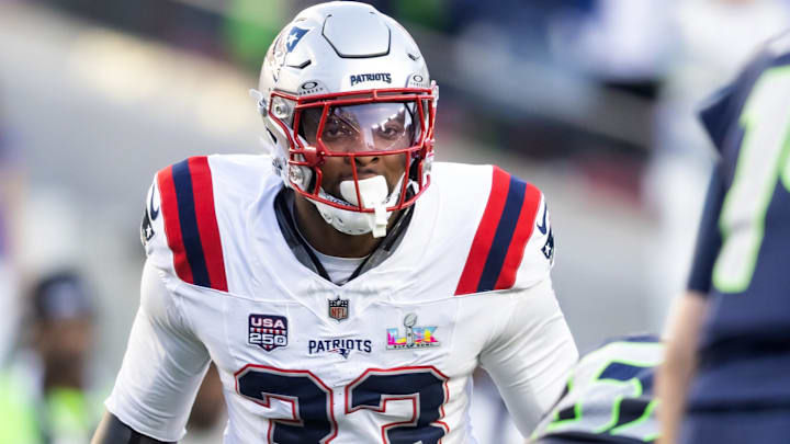 Feb 8, 2026; Santa Clara, CA, USA; New England Patriots linebacker Anfernee Jennings (33) against the Seattle Seahawks during Super Bowl LX at Levi's Stadium. Feb 8, 2026; Santa Clara, CA, USA; New England Patriots linebacker Anfernee Jennings (33) against the Seattle Seahawks during Super Bowl LX at Levi's Stadium.