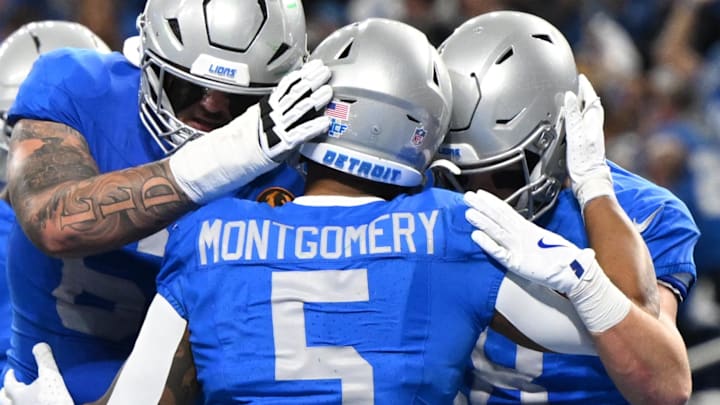 Detroit Lions running back David Montgomery (5) celebrates after a touchdown against the Green Bay Packers