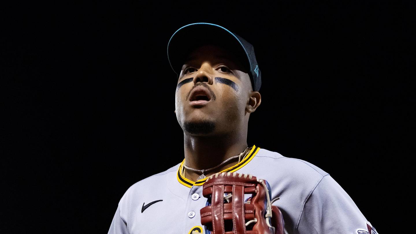 Pirates make prospect promotion out of nowhere as fans are excited for MLB debut