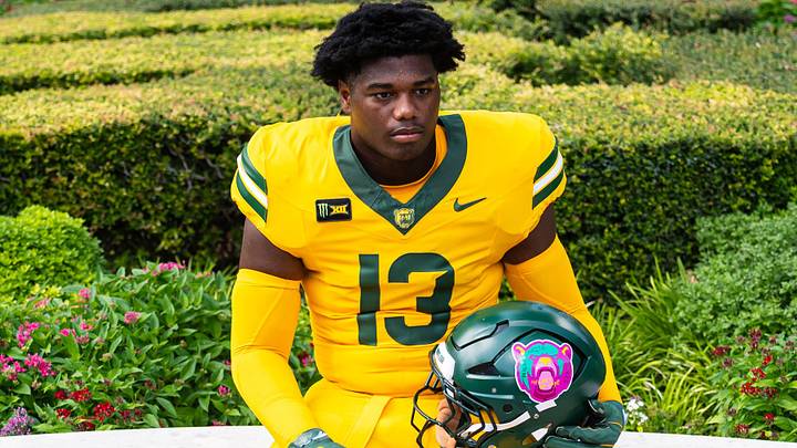The Baylor Bears' uniforms for Week 3. The Baylor Bears' uniforms for Week 3.