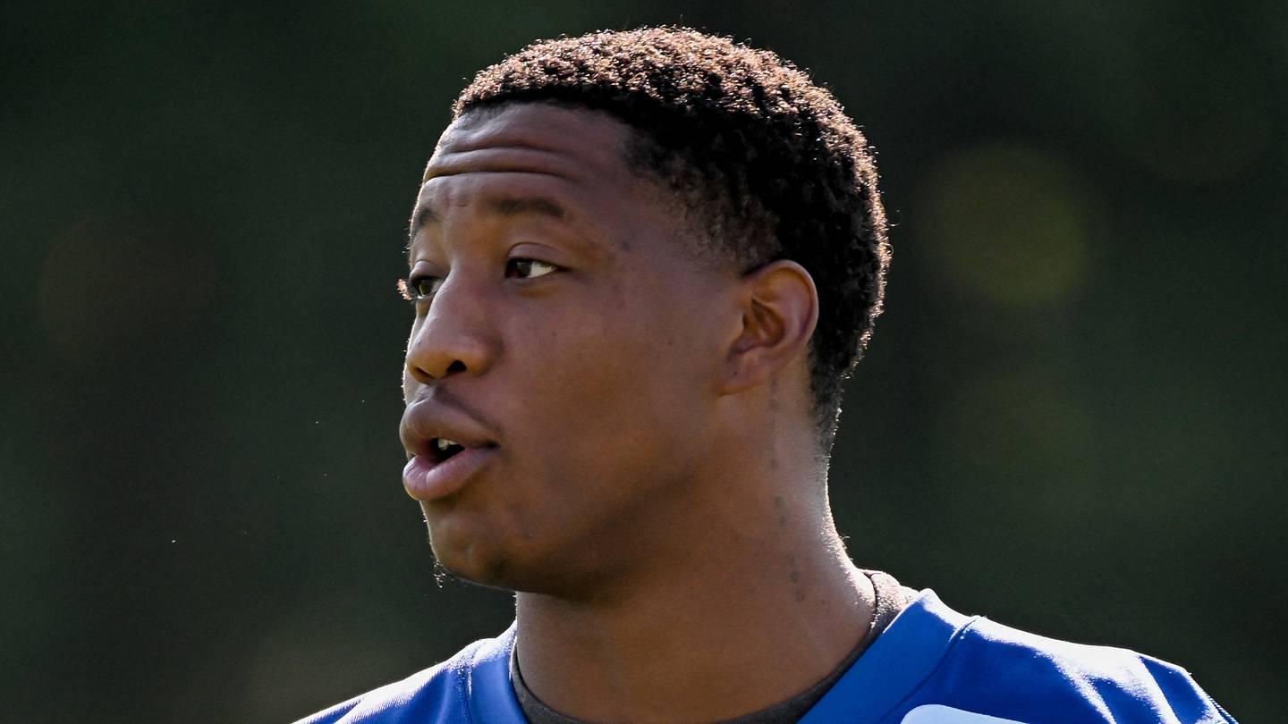 Former Colts starter Jaylon Jones could soon be breaking hearts with AFC South rival