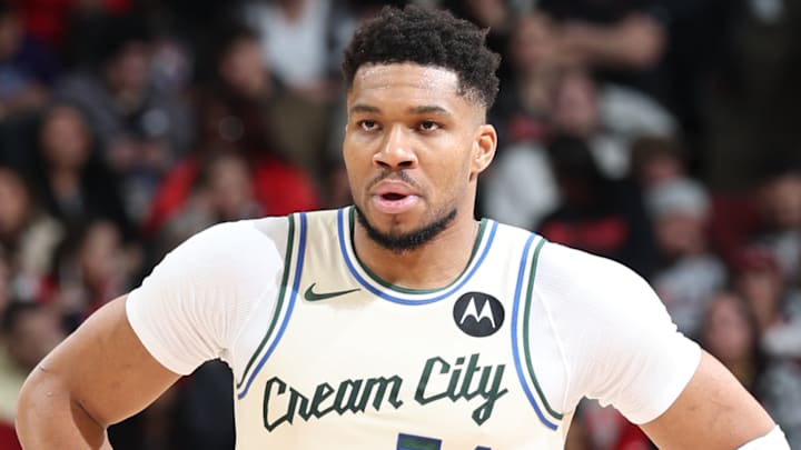 Milwaukee Bucks v Chicago Bulls