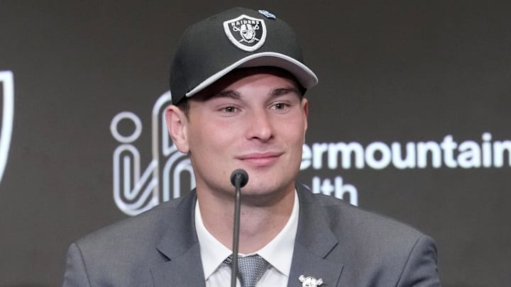 Las Vegas Raiders quarterback Fernando Mendoza speaks at introductory press conference.