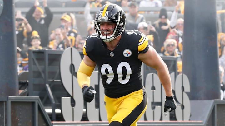 Nov 17, 2024; Pittsburgh, Pennsylvania, USA;  Pittsburgh Steelers linebacker T.J. Watt (90) reacts as he take the field against the Baltimore Ravens at Acrisure Stadium. Mandatory Credit: Charles LeClaire-Imagn Images