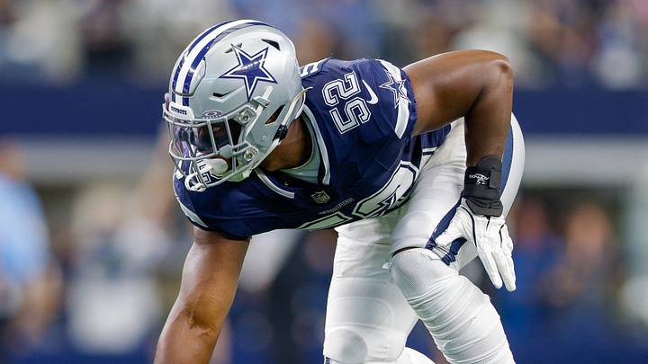 Oct 13, 2024; Arlington, Texas, USA; Dallas Cowboys defensive end KJ Henry (52) lines up during the first quarter against the Detroit Lions at AT&T Stadium. Mandatory Credit: Andrew Dieb-Imagn Images Oct 13, 2024; Arlington, Texas, USA; Dallas Cowboys defensive end KJ Henry (52) lines up during the first quarter against the Detroit Lions at AT&T Stadium. Mandatory Credit: Andrew Dieb-Imagn Images